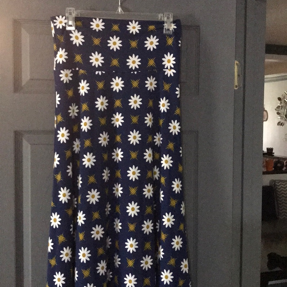 Brand new without tags Lularoe maxi